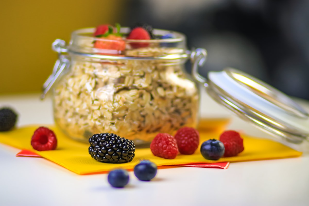 Acai bowl con muesli biologico
